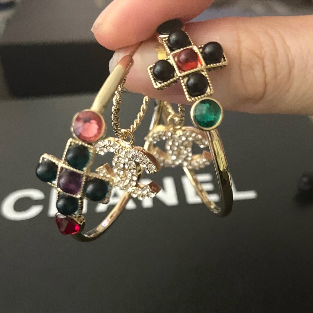 Chanel vintage CC circles earrings